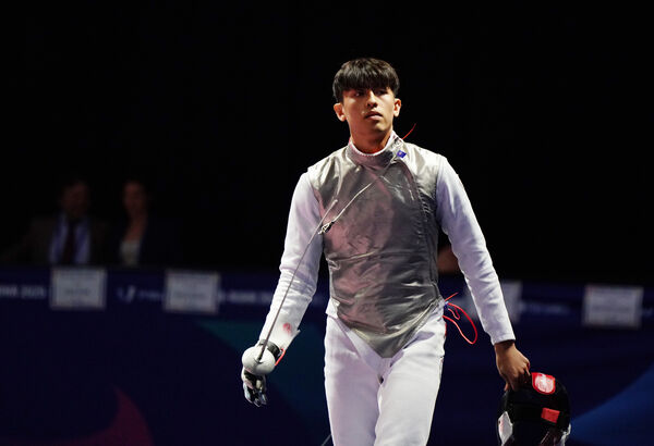 ▲中華擊劍代表隊在男子鈍劍團體賽遭日本逆轉無緣4強,陳弈通、陳致傑、許勝閎。(圖/大專體總提供)