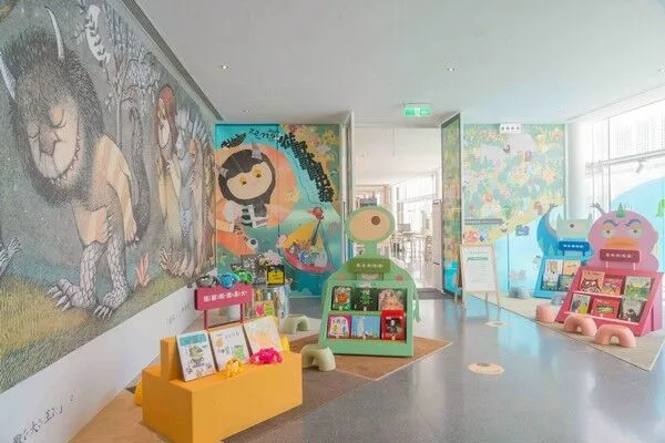 ▲桃園兒美館即起迄11/9日「有怪獸主題書展」