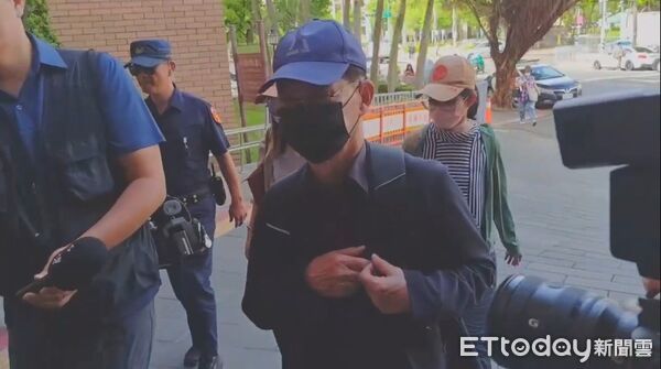 ▲喪妻23天後首為京華城出庭 彭振聲是否推翻認罪成焦點。(圖/記者許靖騏攝)