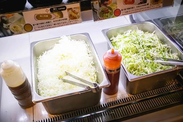 ▲▼荒謬的生肉明洞店。(圖/部落客美熊很愛吃授權提供)