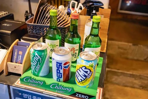 ▲▼荒謬的生肉明洞店。(圖/部落客美熊很愛吃授權提供)