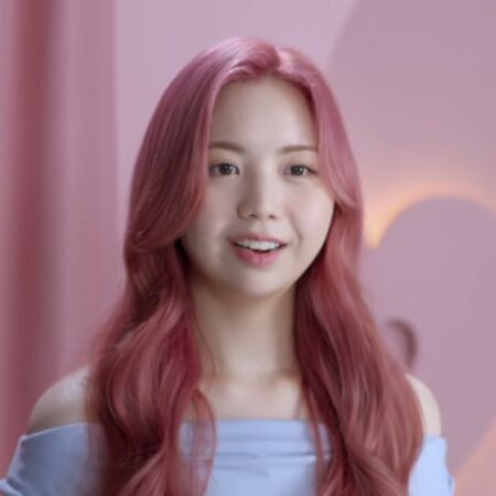 ▲李陶因健康問題暫停授課引發擔憂。(圖/翻攝自《母胎單身戀愛大作戰》)