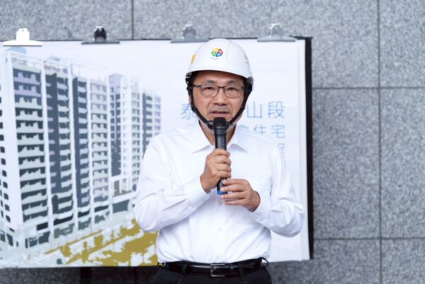 ▲▼ 新北市長視察泰山首座社宅工程114年底招租 。(圖/新北市政府城鄉發展局提供)