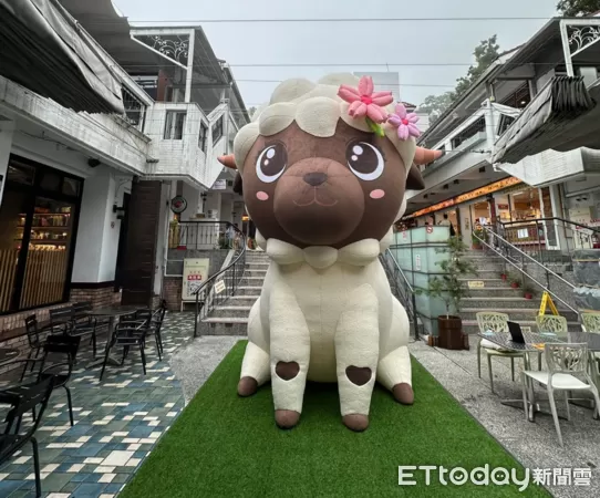 ▲清境農場高山電影院活動將於父親節於統一商圈停車場舉辦。(圖/翻攝「清境農場 Qingjing Farm」臉書粉專)