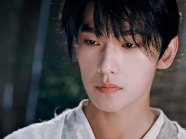 ▲楊洋被讚脫油成功。(圖/翻攝自楊洋微博)