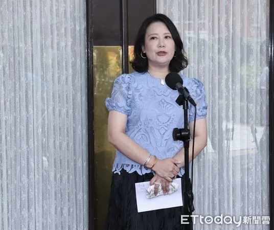 ▲▼吳思瑤 聯訪 回應時事。(圖/記者屠惠剛攝)