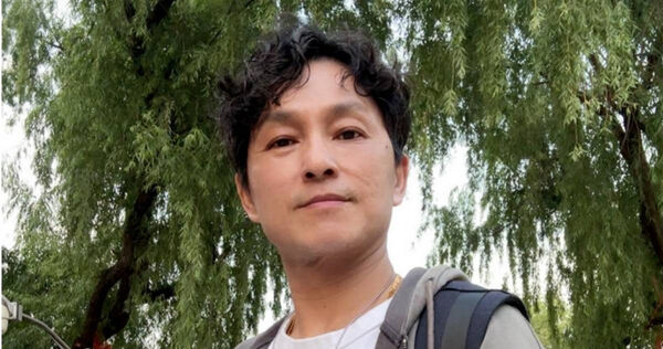 狄志為深夜痛哭。(圖/翻攝狄志為臉書)