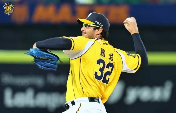 ▲▼許基宏、羅戈、陳俊秀。(圖/中信兄弟提供)