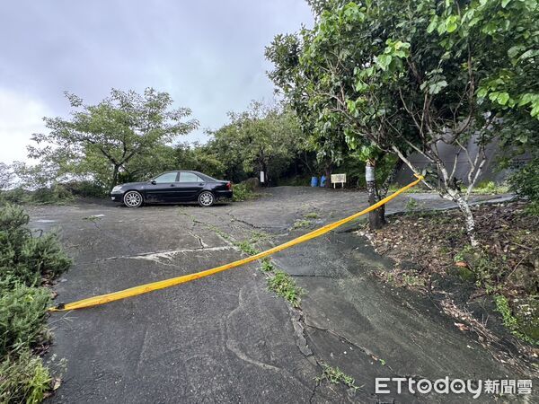 ▲死者陳屍位置,現場已經拉起封鎖線 。(圖/記者吳奕靖翻攝)