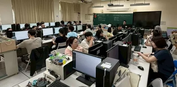 ▲結報系統各單位種子人員教育訓練。(圖/新竹市政府提供)