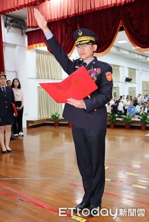 ▲甘炎民接任屏東縣政府警察局長。(圖/屏東縣政府警察局提供)