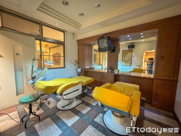 ▲▼華谷理容院。(圖/記者蔡玟君攝)