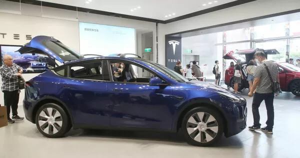 台灣對電動車有免徵貨物稅的優惠,而引進的特斯拉是德國生產,因此未來特斯拉能降價的空間也很有限。(圖╱報系資料)