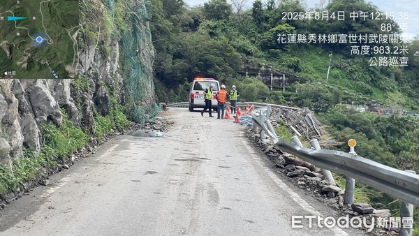 ▲▼中橫公路台8線157.7公里處今天上午11時許,一名68歲白姓工人遭落石砸中。(圖/公路局提供)