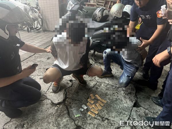 ▲▼警方攔查葉男、陳男,起獲大批毒品 。(圖/記者陳以昇翻攝)