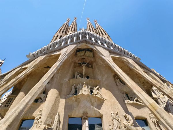 ▲▼聖家堂(Sagrada Família)。(圖/部落客混血珊莎的奇幻旅程授權提供)