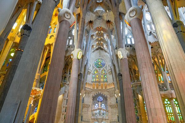 ▲▼聖家堂(Sagrada Família)。(圖/部落客混血珊莎的奇幻旅程授權提供)