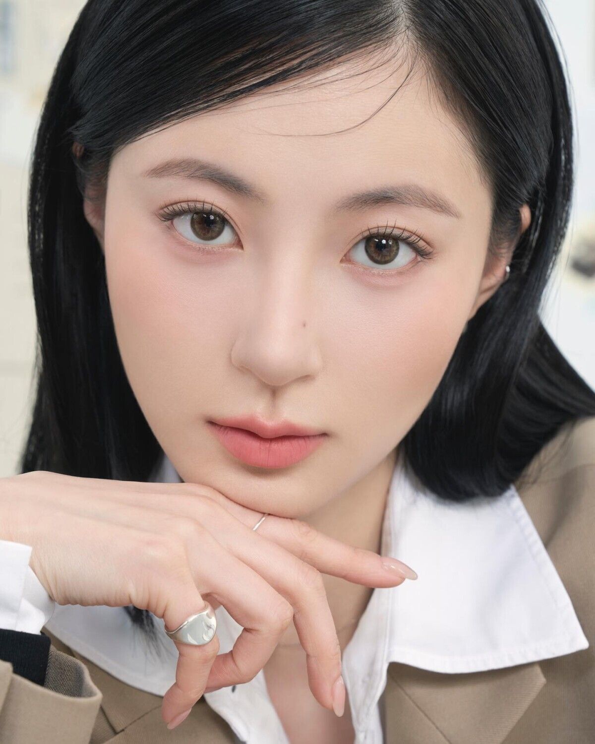 ▲眉妝 。(圖/翻攝自IG)