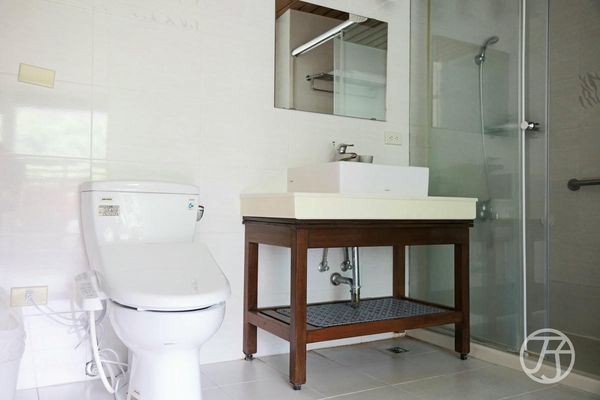 ▲▼橙品溫泉民宿。(圖/部落客JJ.Hsu授權提供)