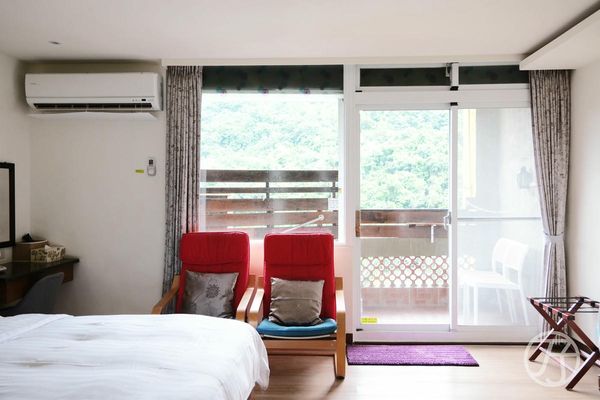 ▲▼橙品溫泉民宿。(圖/部落客JJ.Hsu授權提供)