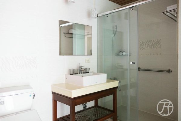 ▲▼橙品溫泉民宿。(圖/部落客JJ.Hsu授權提供)