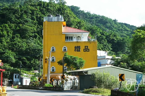 ▲▼橙品溫泉民宿。(圖/部落客JJ.Hsu授權提供)