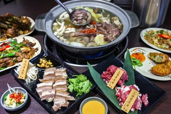 ▲▼招財溫體羊。(圖/部落客陳小可的吃喝玩樂授權提供)