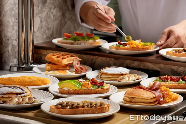 ▲國聯飯店即日起至9月5日,周一至周五上午7:00至10:00自助式早餐祭出買一送一。(圖/國聯飯店提供)