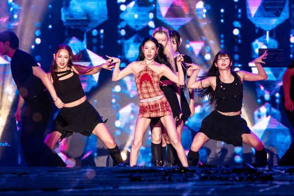 ▲▼直擊/宣美短裙辣爆台中。(圖/讀者提供)