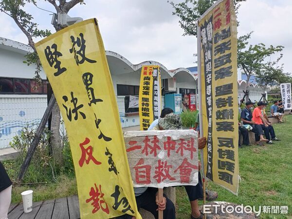 ▲彰化反火葬場自救會約有600聚集。(圖/記者唐詠絮攝)