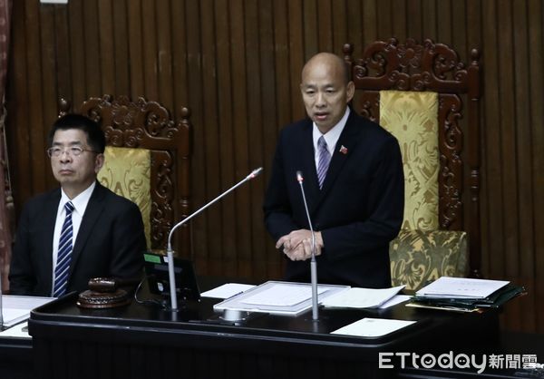 ▲▼卓榮泰 丹娜絲颱風及七二八豪雨災後復原重建 專案報告及備詢 現場除了質詢立委外 沒有其他立委出席 韓國瑜不高興 宣布休息 。(圖/記者屠惠剛攝)