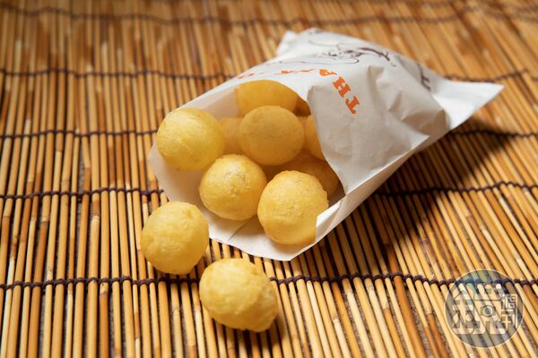 有地瓜球攤販坦言,每個月靠賣地瓜球可賺到10萬元。(示意圖,本刊資料照)