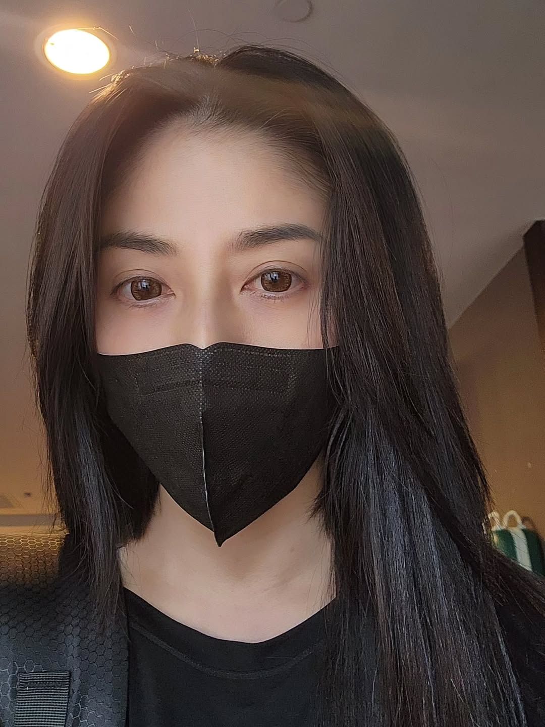 ▲▼韓瑜自拍照超凍齡,膚況極佳。(圖/翻攝自IG)