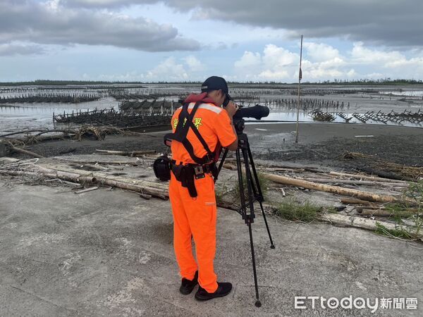 ▲▼ 不再柔性勸導了!無視禁令颱風擅闖管制區釣魚遭浪捲走 同伴被開單移送裁罰最高25萬 。(圖/記者翁伊森翻攝)