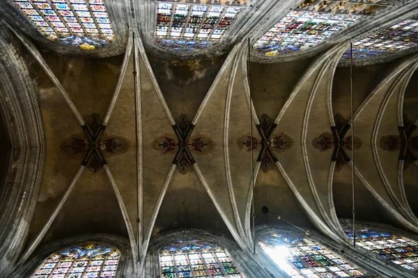 ▲▼【布魯塞爾必訪區域】藝術之丘、小薩布隆廣場、薩布隆聖母教堂。(圖/部落客travel with leo授權提供)