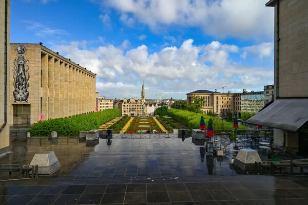 ▲▼【布魯塞爾必訪區域】藝術之丘、小薩布隆廣場、薩布隆聖母教堂。(圖/部落客travel with leo授權提供)