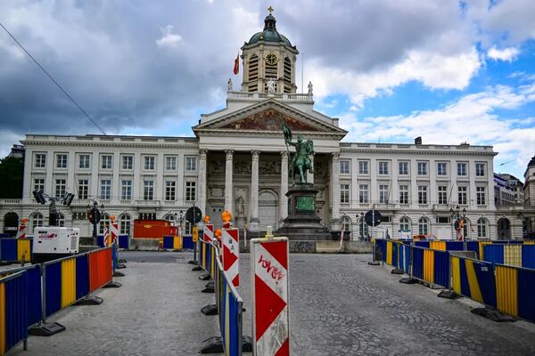 ▲▼【布魯塞爾必訪區域】藝術之丘、小薩布隆廣場、薩布隆聖母教堂。(圖/部落客travel with leo授權提供)