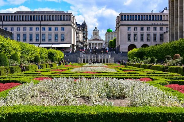 ▲▼【布魯塞爾必訪區域】藝術之丘、小薩布隆廣場、薩布隆聖母教堂。(圖/部落客travel with leo授權提供)