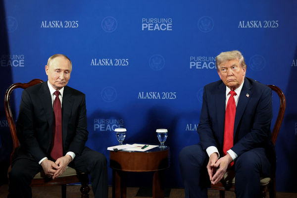 ▲▼美國總統川普在阿拉斯加會見俄羅斯總統普丁。(圖/路透)