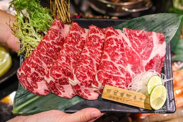 ▲▼桃園CP值高海鮮牛排吃到飽推薦。(圖/部落客陳小可提供)