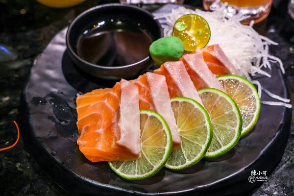 ▲▼桃園CP值高海鮮牛排吃到飽推薦。(圖/部落客陳小可提供)