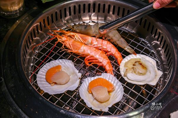 ▲▼桃園CP值高海鮮牛排吃到飽推薦。(圖/部落客陳小可提供)