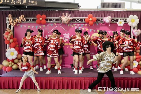 ▲▼ 嘉義縣弱勢家庭脫貧方案成果展暨感恩餐會 。(圖/嘉義縣政府提供)