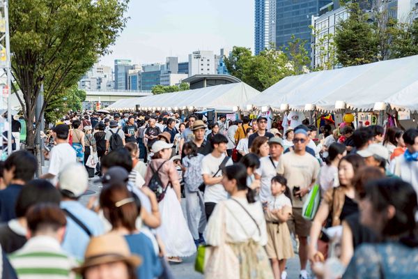 ▲▼文總在大阪主辦的「TAIWAN PLUS」文化市集在兩個周末吸引10萬人次參與,We TAIWAN 的吉祥物「a-We」周邊更是吸引許多日本民眾搶買收藏。(圖/文總提供)