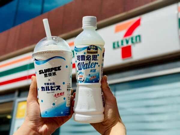 ▲▼7-11推出可爾必思思樂冰。(圖/業者提供)