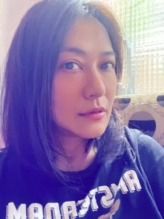 ▲章家瑄認了持麻C姓女星是自己。(圖/翻攝自Facebook/章家瑄)