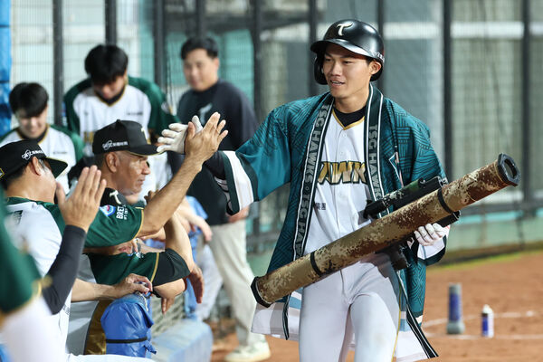 ▲▼林家鋐、王博玄。(圖/台鋼雄鷹提供)