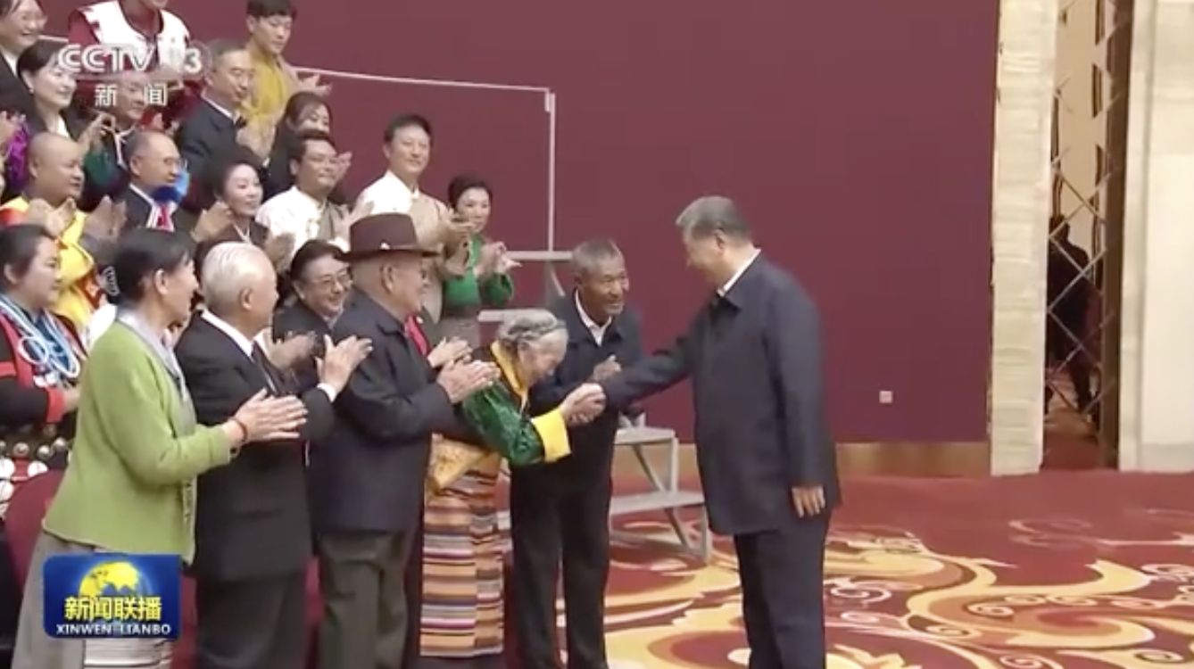 ▲中共中央總書記、軍委主席、國家主席習近平前往西藏會見各界及軍方人士。(圖/翻攝央視)