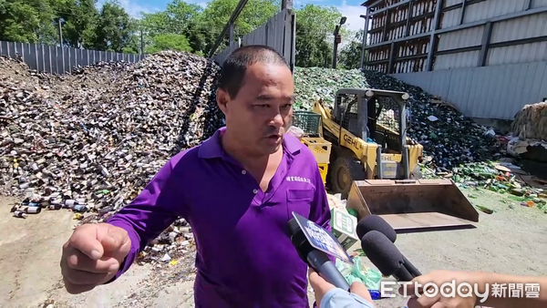 ▲埔里鎮公所清潔隊員張育彰分享工作受傷流血經驗。(圖/埔里鎮公所提供,下同)