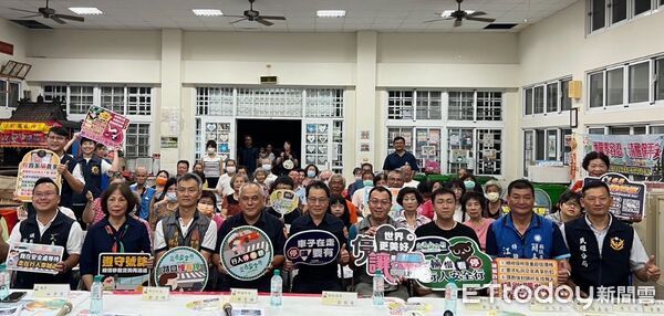 ▲▼ 【埤子社區治安會議聚焦防詐騙、防毒、交通與防災自救,並融入家暴防治與社區營造,共同建構全方位守護網】 。(圖/民雄分局提供)
